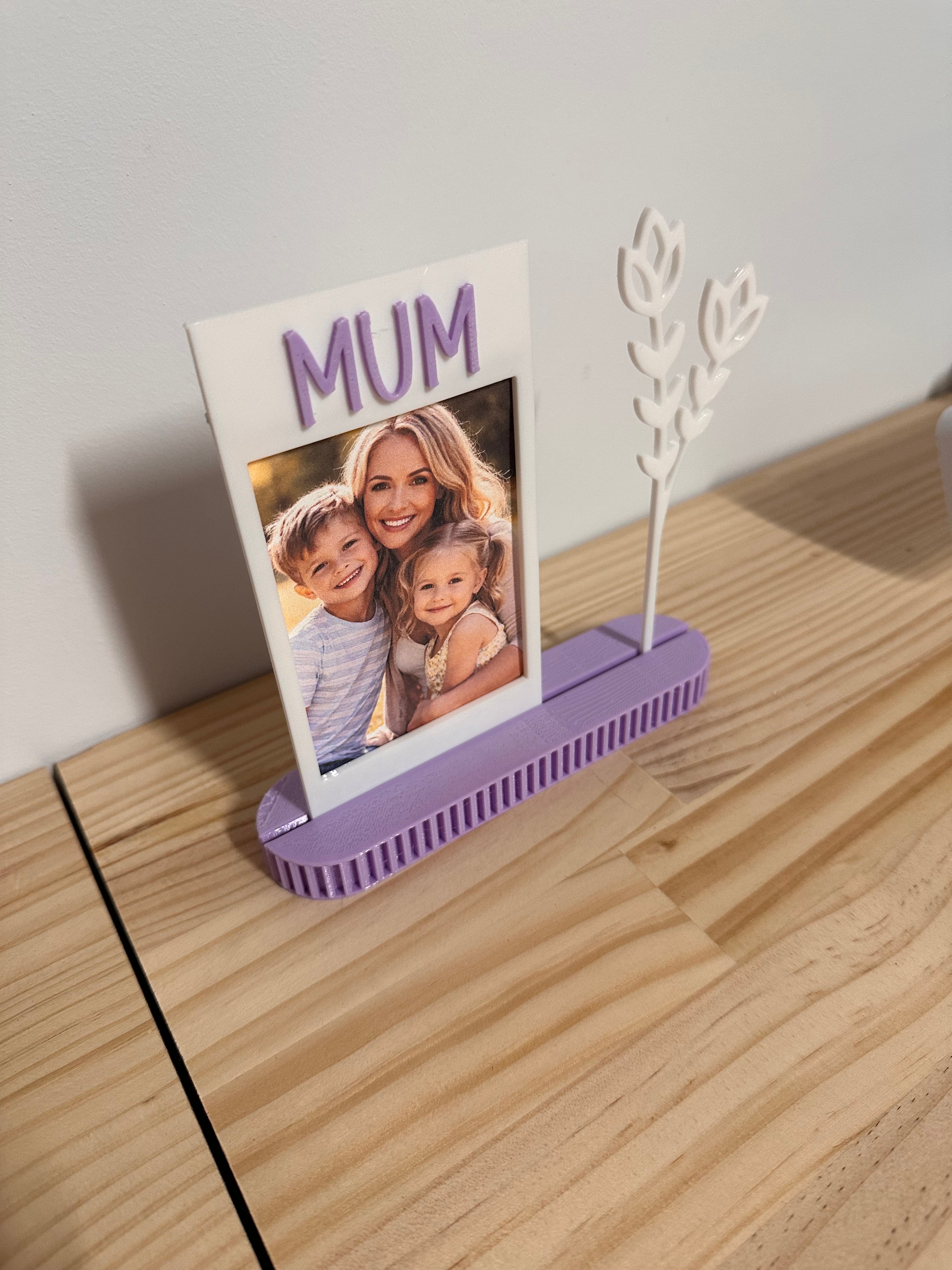 Mum Photo Frame with 3D Printed Flower Keepsake Gift