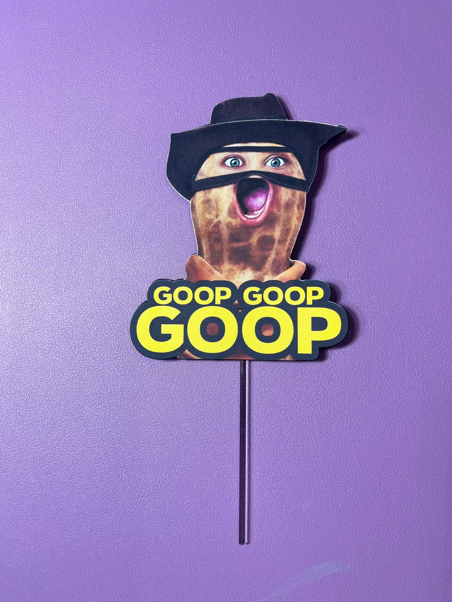 Viral Burnt Peanut Cake Topper